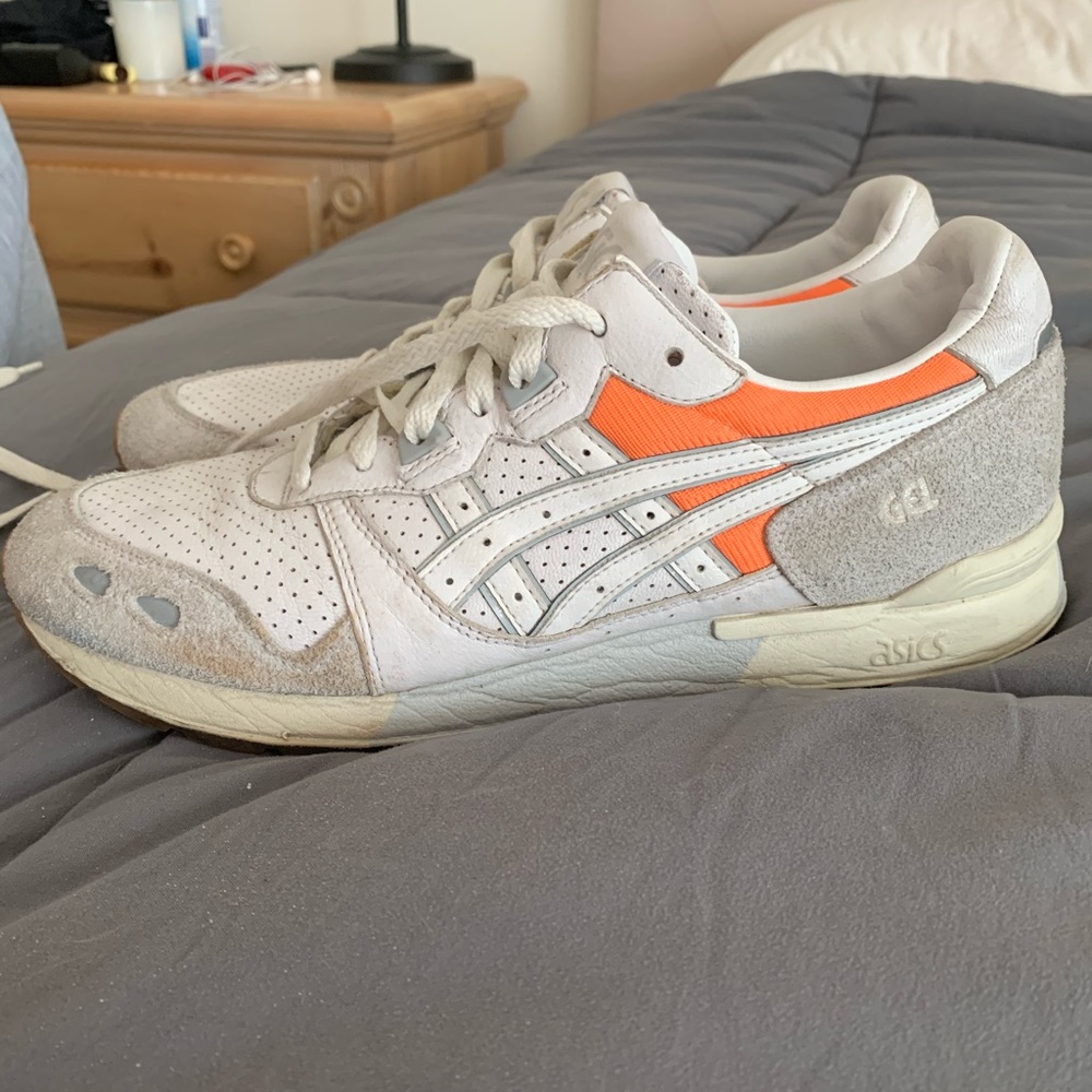 Retro Adidas Men’s Size 10